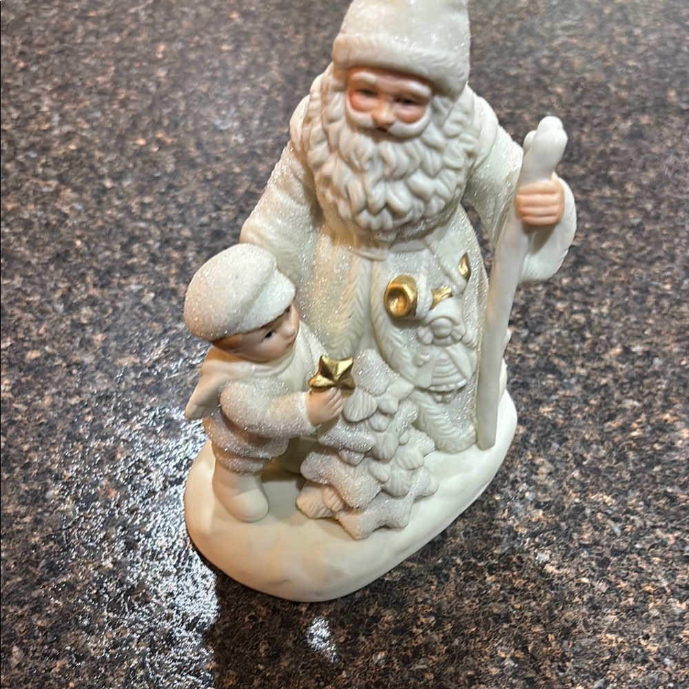 Elegant Holiday Santa and Child Figurine - Gold and Cream homco